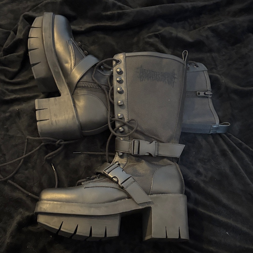 darker waves 🌊 buckle/lace-up combat style boots - Picture 9 of 10